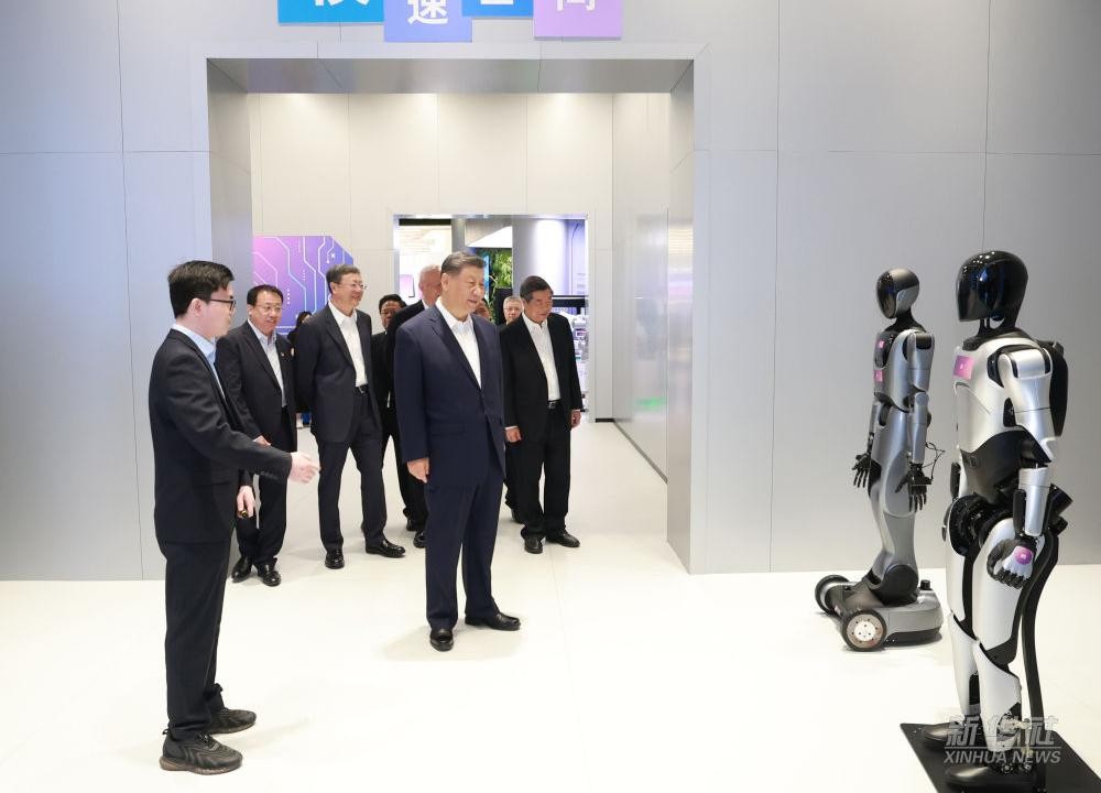 习近平总书记到上海调研， 一竞技代表具身智能行业汇报进展